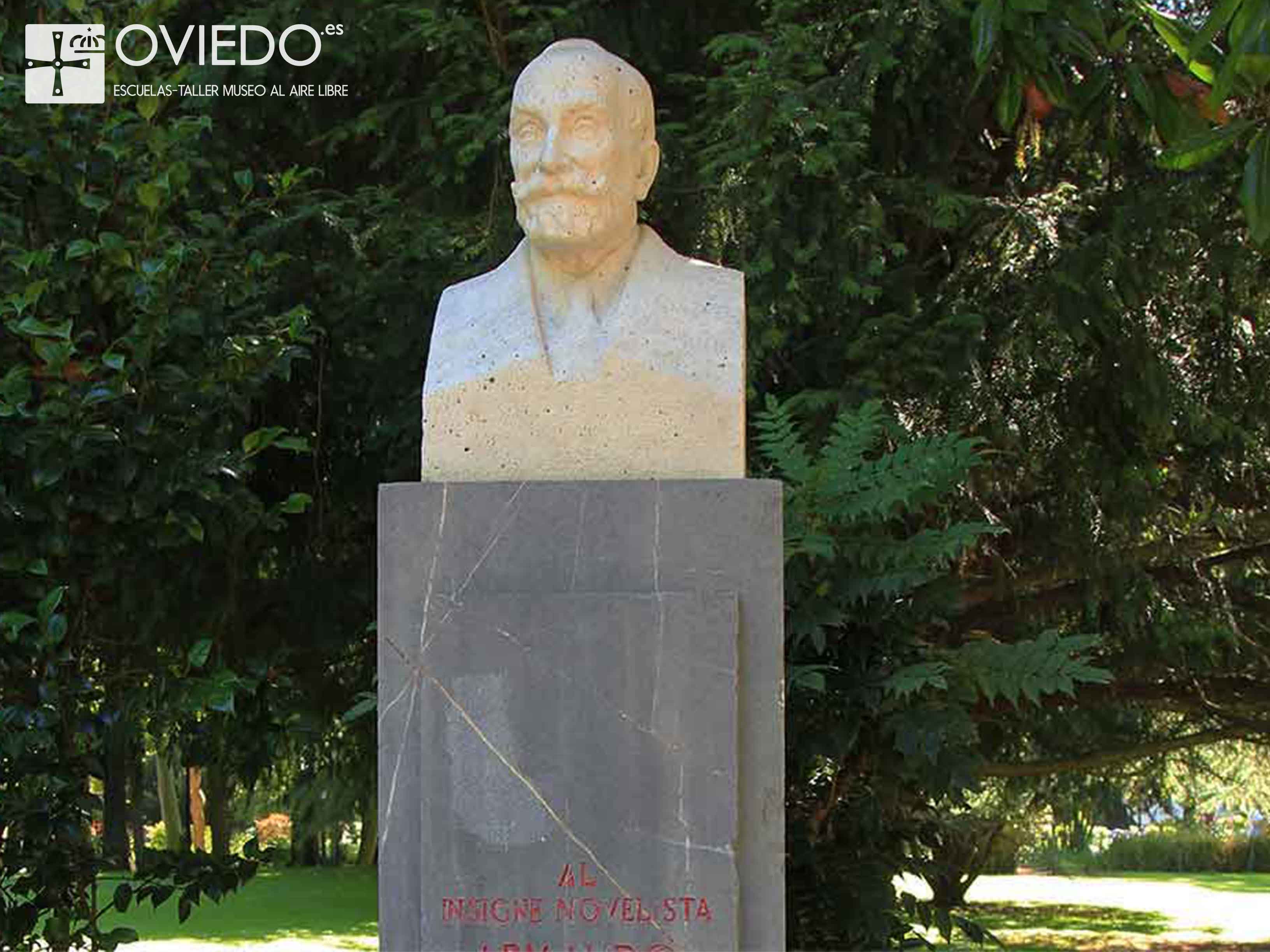 Escultura Armando Palacio